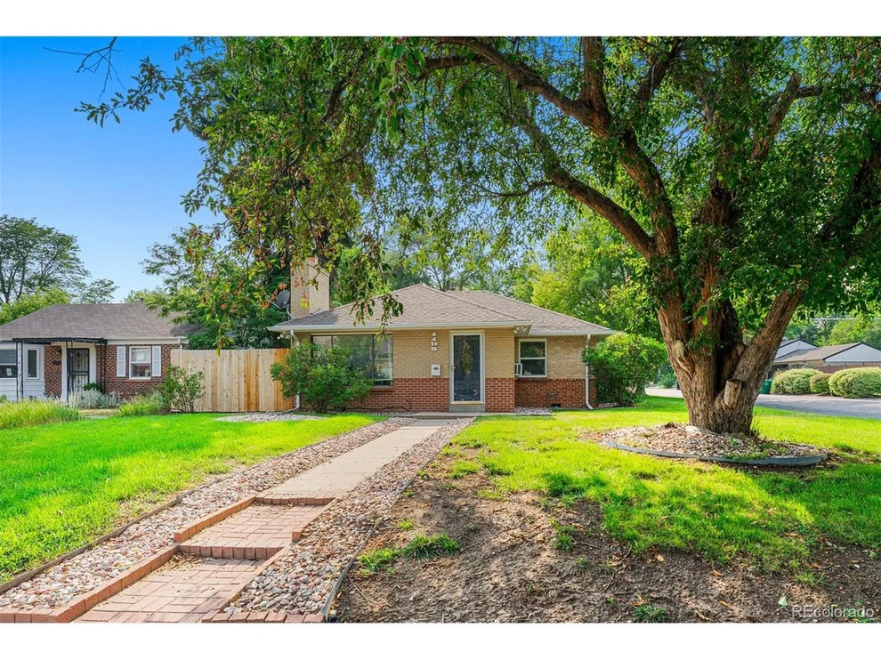 Unit for sale at 1195 Poplar St, Denver, CO 80220
