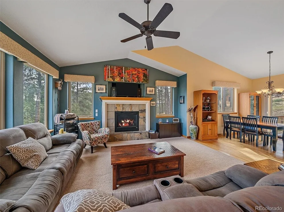 Unit for sale at 6752 S Columbine Rd, Evergreen, CO 80439
