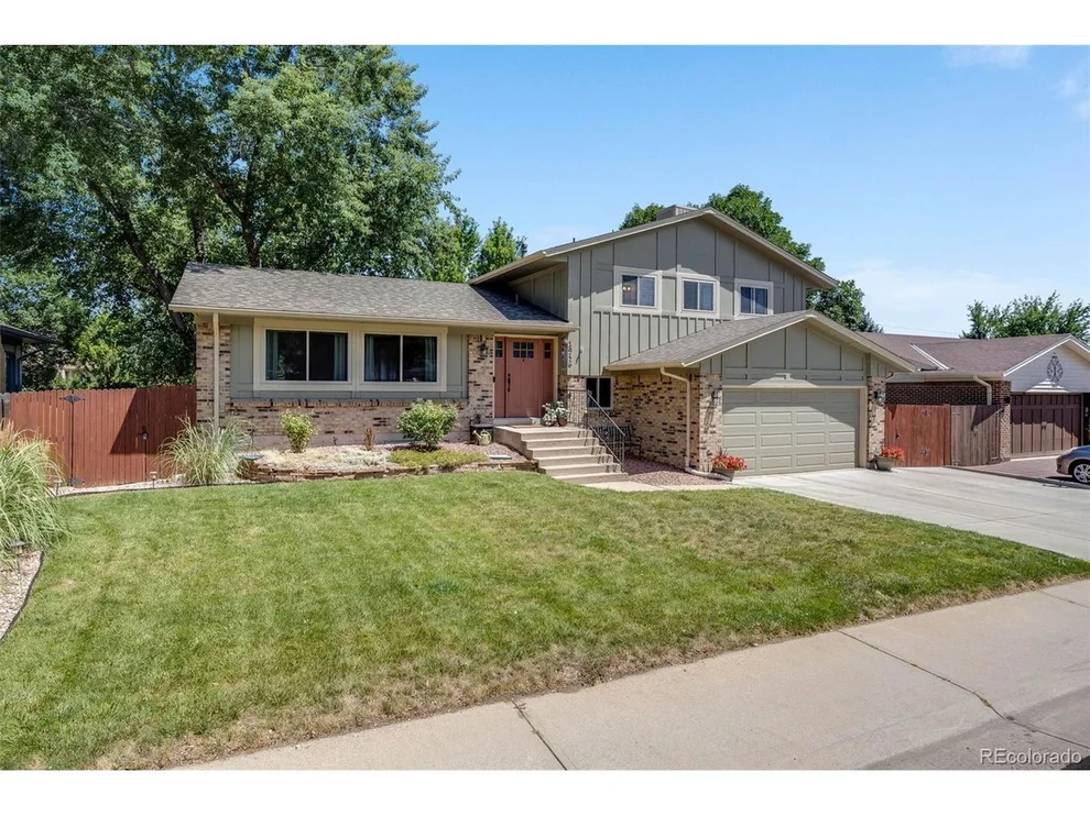 Unit for sale at 1956 S Swadley St, Lakewood, CO 80228