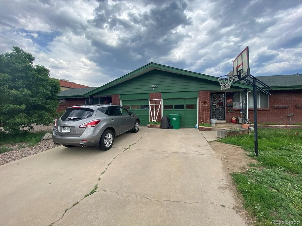 Unit for sale at 4380 Pierce St, Wheat Ridge, CO 80033