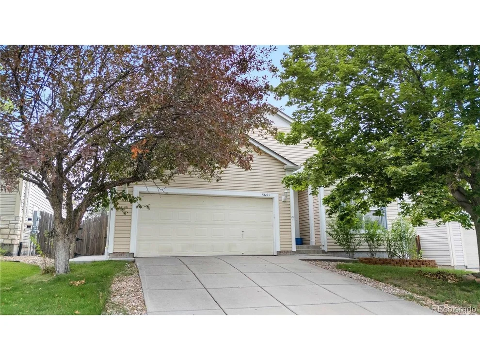Unit for sale at 5641 S Sicily Cir, Aurora, CO 80015