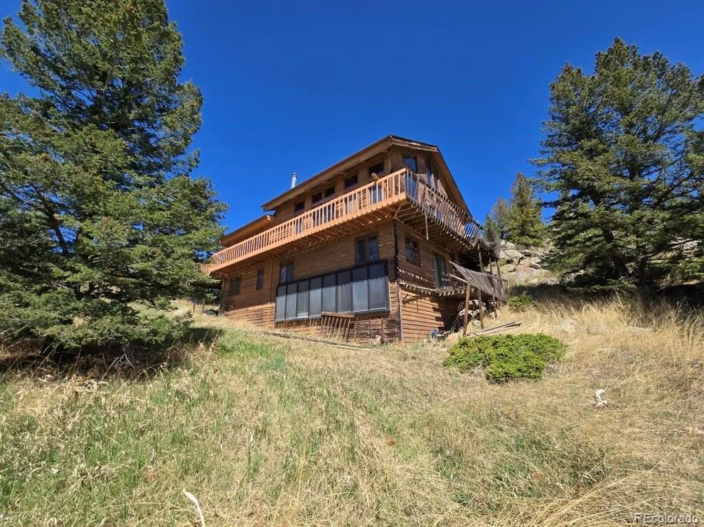 Unit for sale at 50 Hillside Ct, Boulder, CO 80302