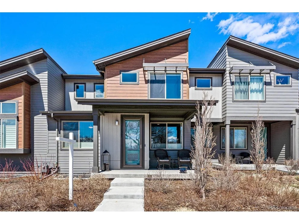 Unit for sale at 11367 E 25th Ave, Aurora, CO 80010