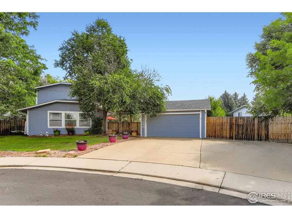 Unit for sale at 1240 Snowbank Ct, Longmont, CO 80504