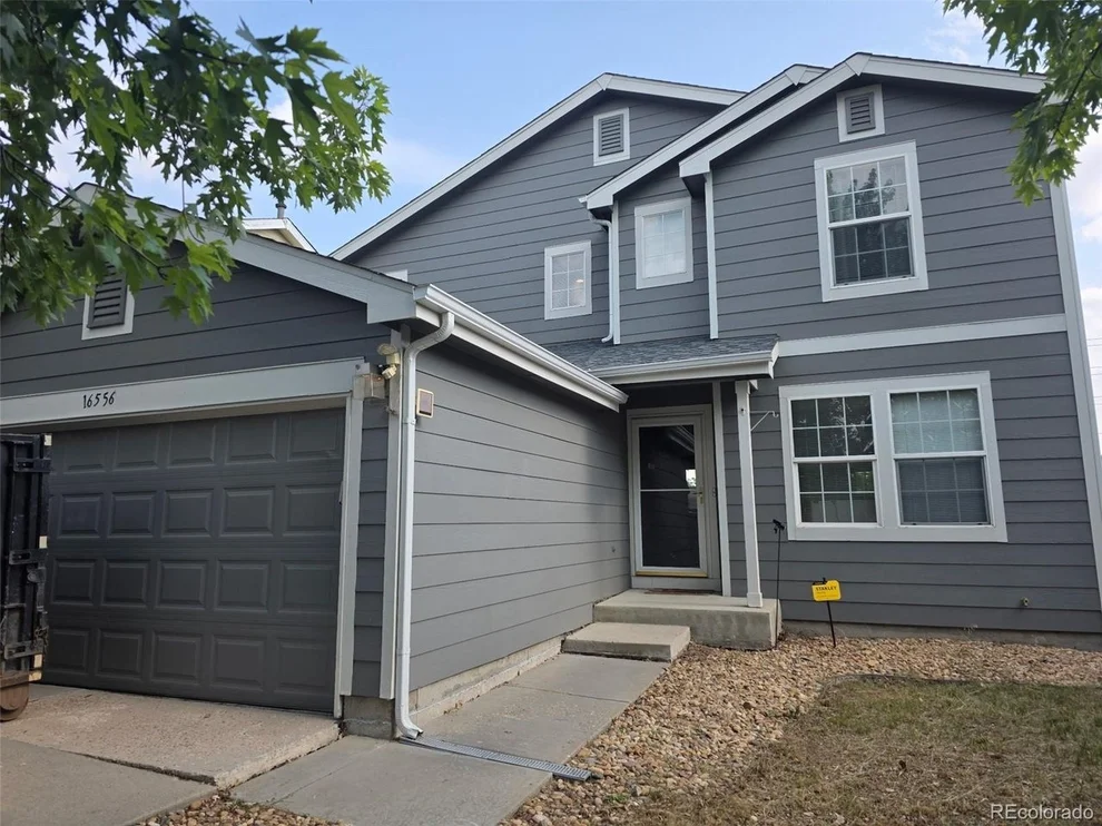 Unit for sale at 16556 E Phillips Ln, Englewood, CO 80112