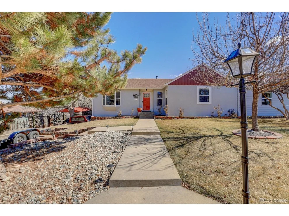 Unit for sale at 970 S Otis St, Lakewood, CO 80226