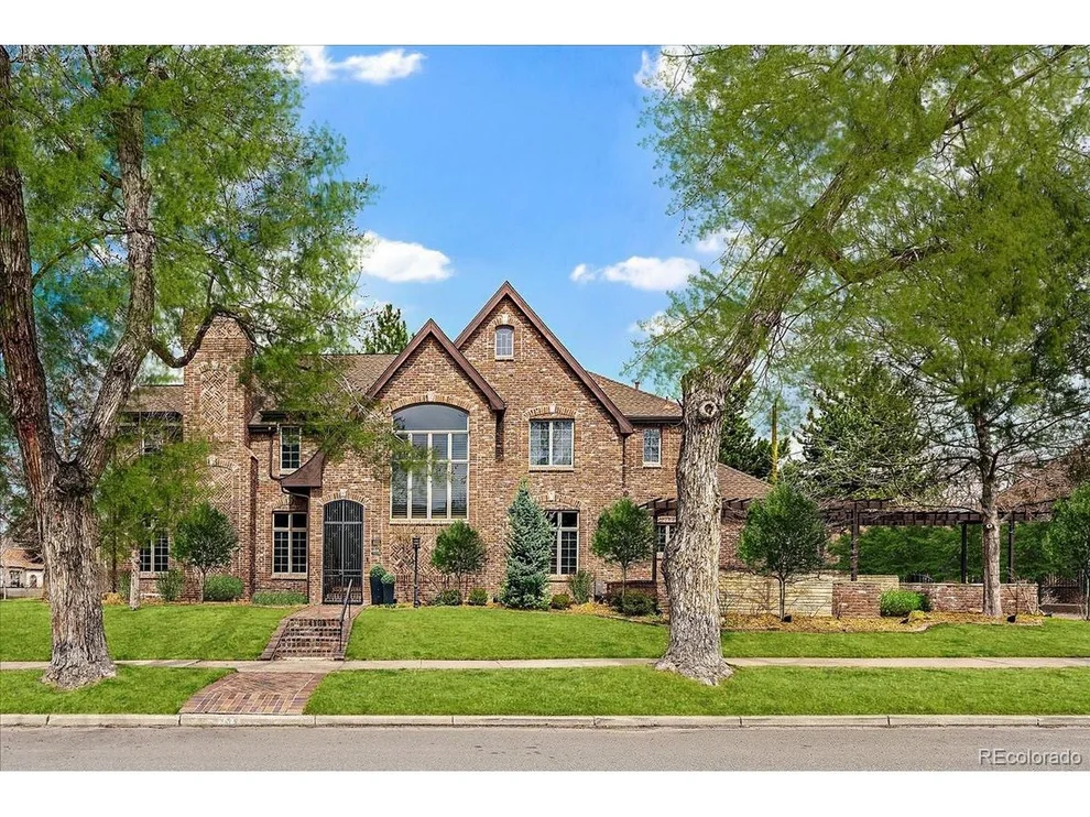 Unit for sale at 4101 E 2nd Ave, Denver, CO 80220