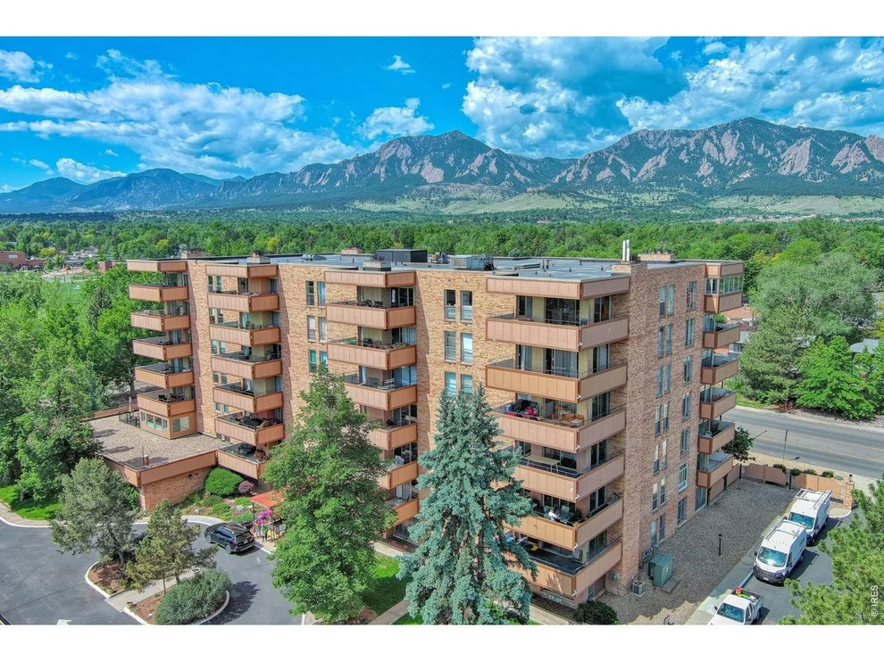 Unit for sale at 500 Mohawk Dr, Boulder, CO 80303
