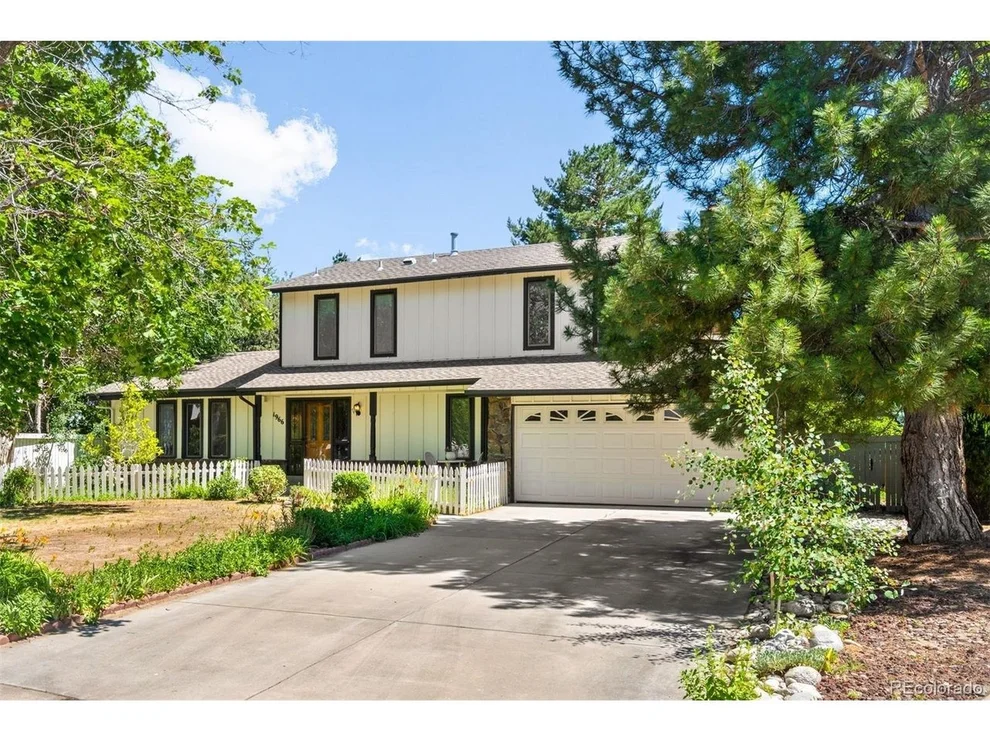 Unit for sale at 1966 S Macon Way, Aurora, CO 80014