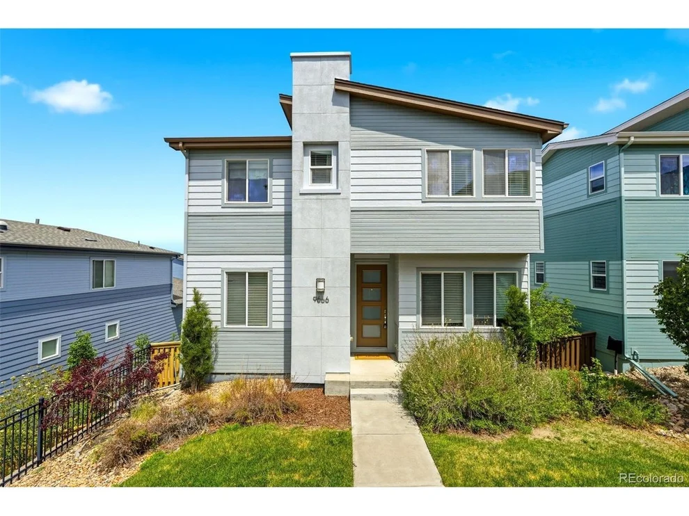 Unit for sale at 9666 Dunning Cir, Highlands Ranch, CO 80126