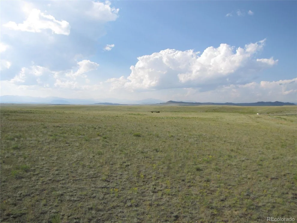 Unit for sale at 1429 Anadarko Rd, Hartsel, CO 80449