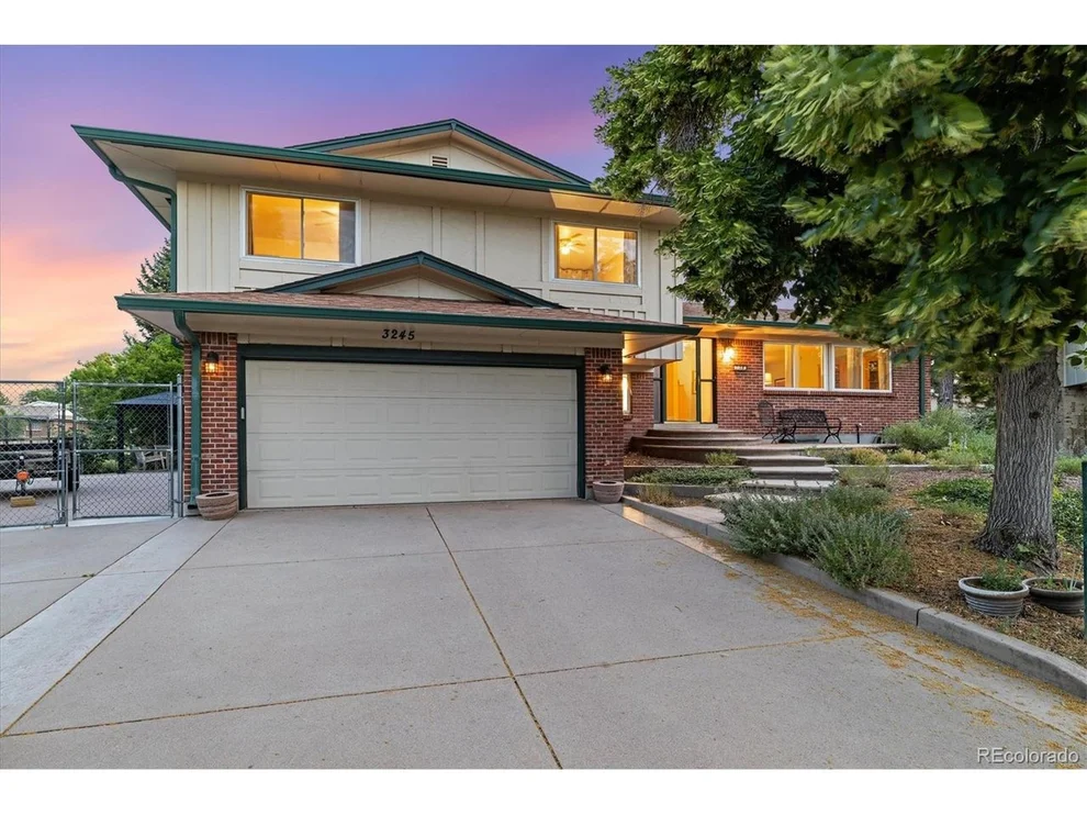 Unit for sale at 3245 S Richfield St, Aurora, CO 80013