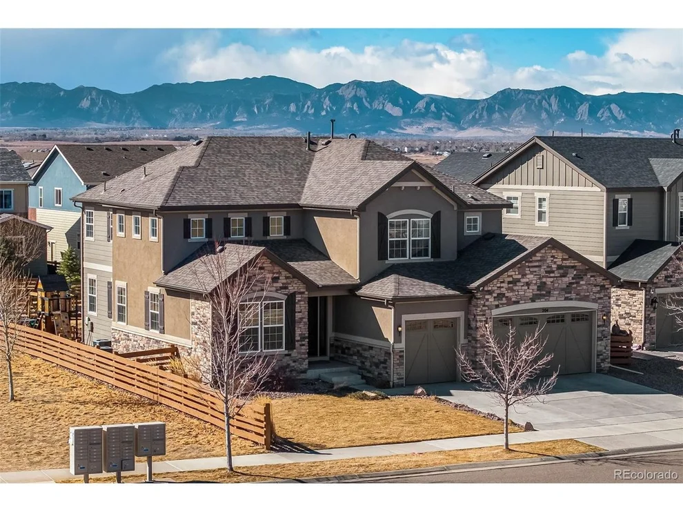 Unit for sale at 204 Horizon Ave, Erie, CO 80516