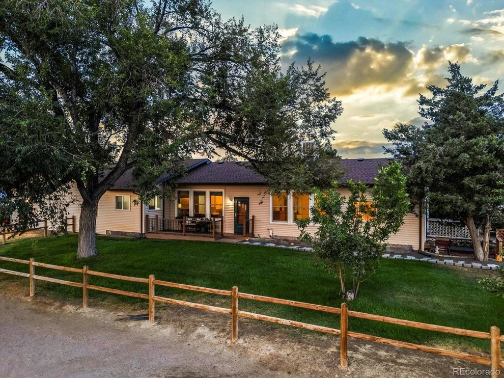 Unit for sale at 17150 E 13th Ave, Aurora, CO 80011