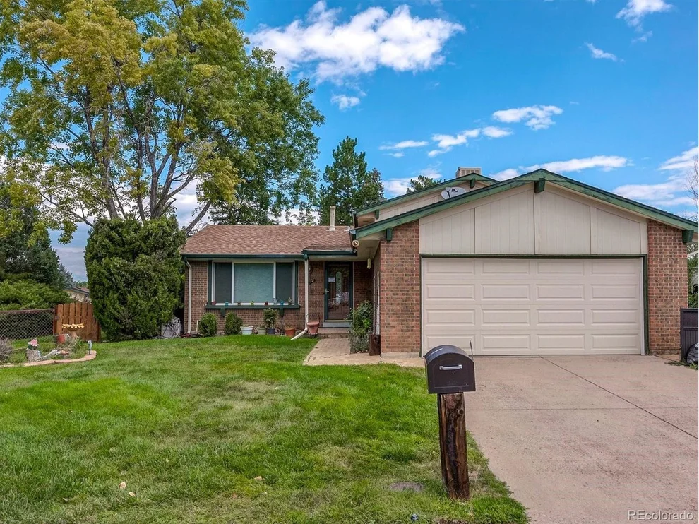 Unit for sale at 7841 Dover Ct, Arvada, CO 80005