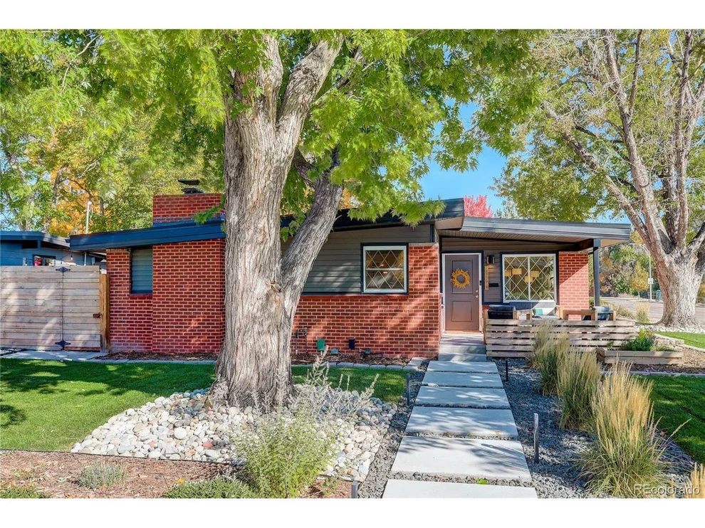 Unit for sale at 5900 Estes Ct, Arvada, CO 80004