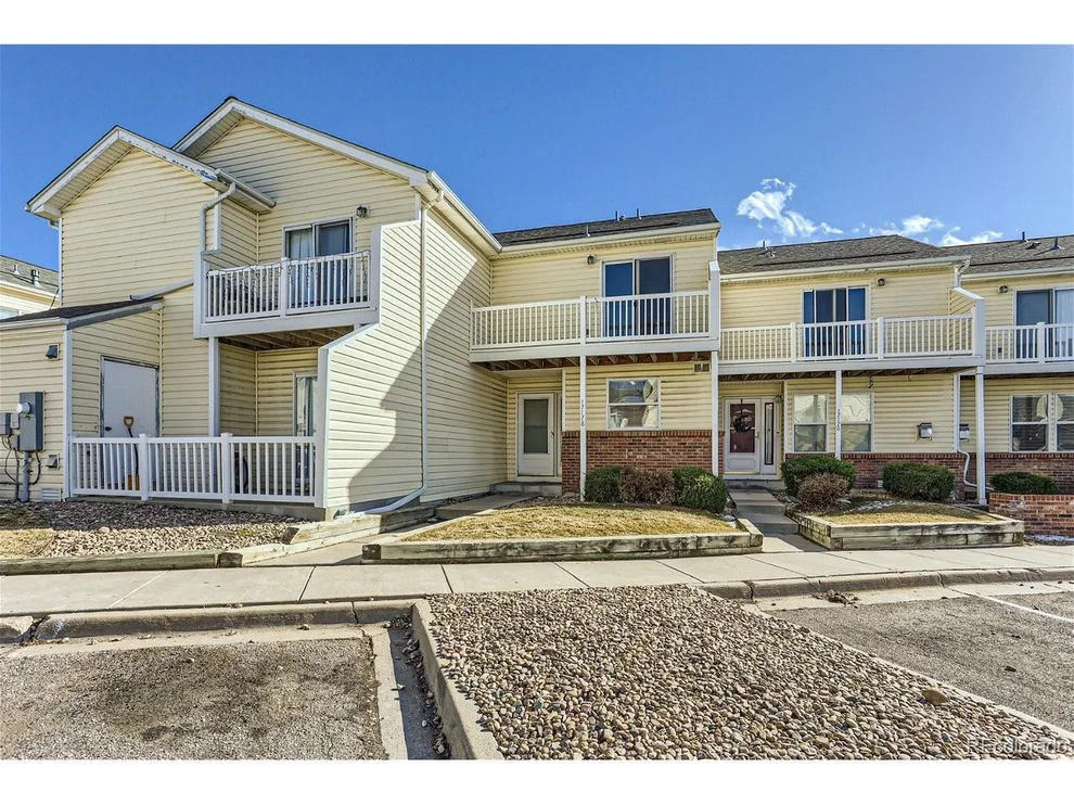 Unit for sale at 17178 E Tennessee Dr, Aurora, CO 80017