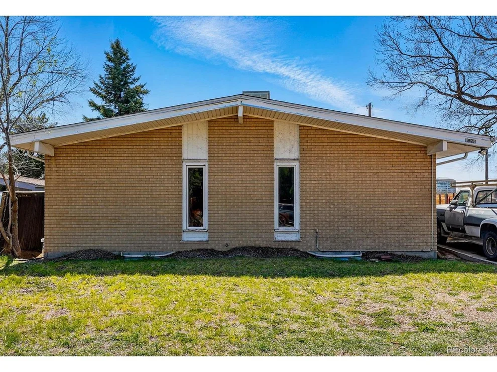 Unit for sale at 1573 S Dexter Way, Denver, CO 80222