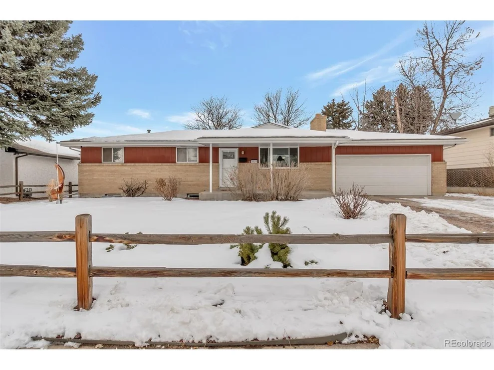 Unit for sale at 3029 S Eaton St, Denver, CO 80227