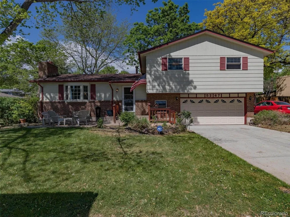 Unit for sale at 5267 S Mabre Ct, Littleton, CO 80123