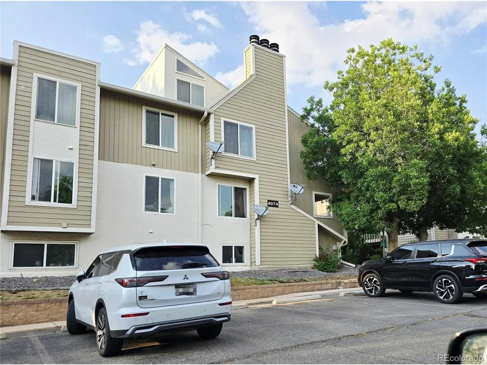 Unit for sale at 4074 S Atchison Way, Aurora, CO 80014