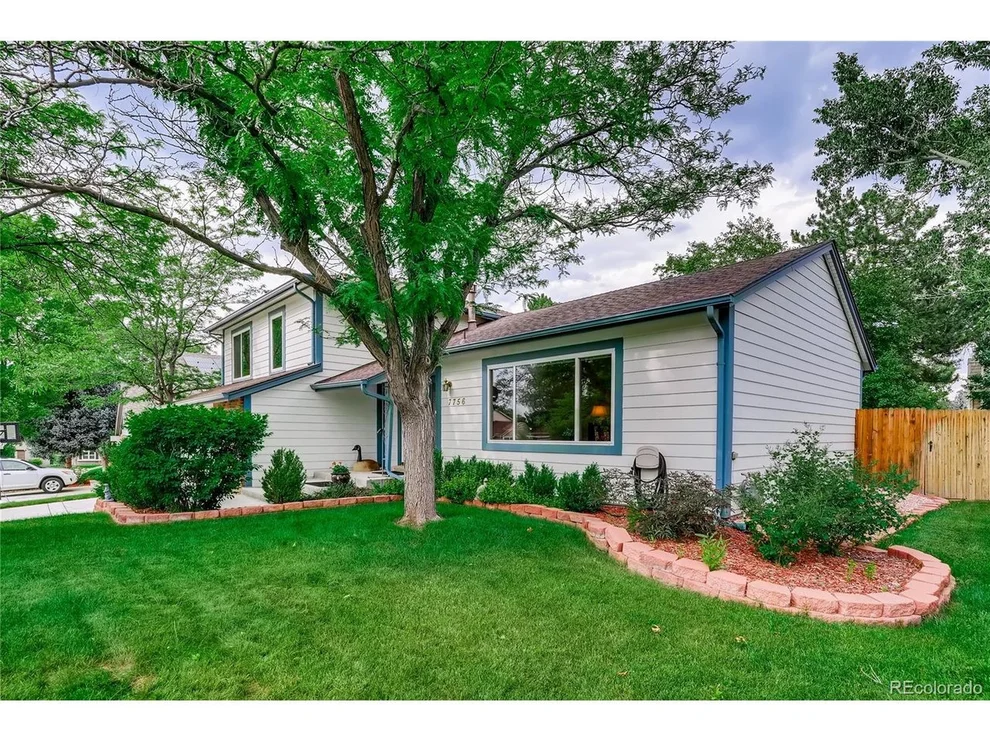 Unit for sale at 7756 S Trenton Ct, Centennial, CO 80112
