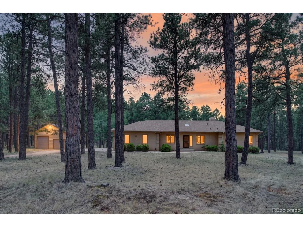 Unit for sale at 155 Pontiac Loop, Monument, CO 80132