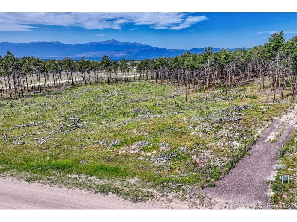 Unit for sale at 2 Wyandott Dr, Colorado Springs, CO 80908