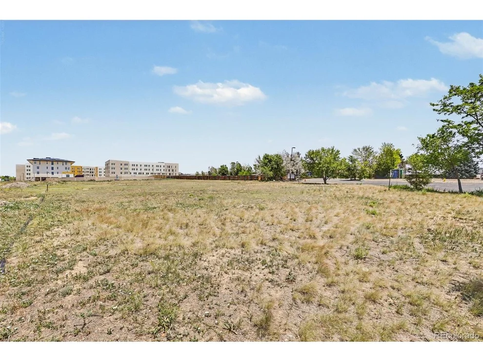 Unit for sale at E Centretech Pkwy, Aurora, CO 80011