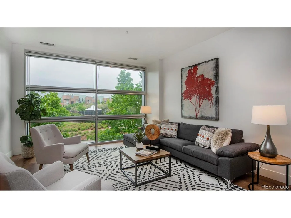 Unit for sale at 2958 Syracuse St, Denver, CO 80238