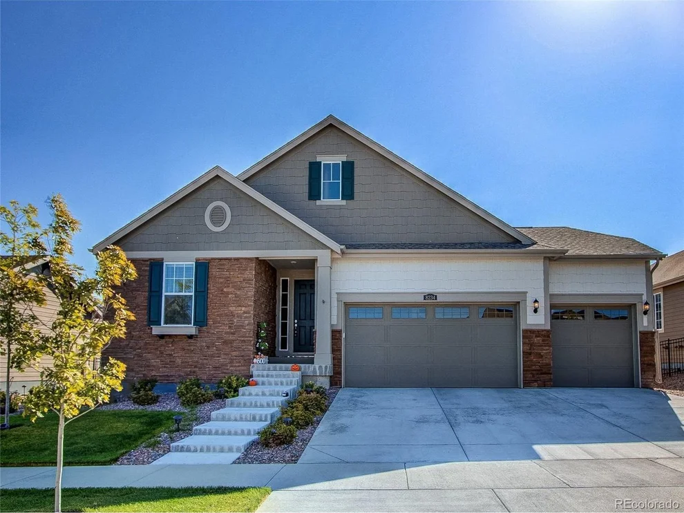 Unit for sale at 8234 S Vandriver Way, Aurora, CO 80016