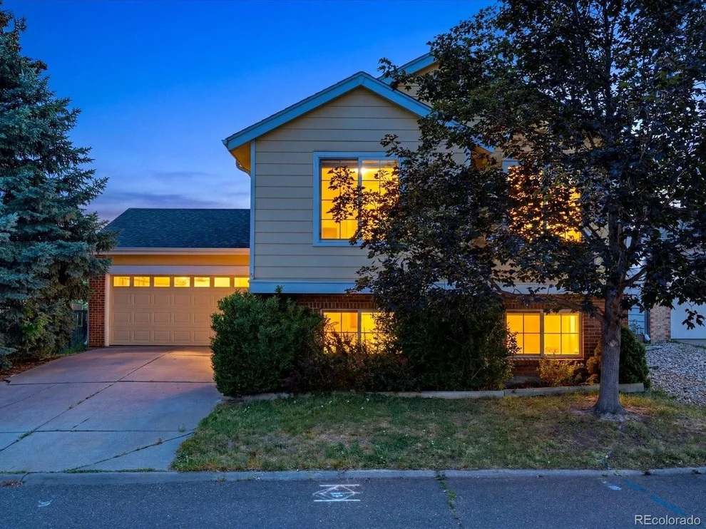 Unit for sale at 951 Conifer Ct, Littleton, CO 80126