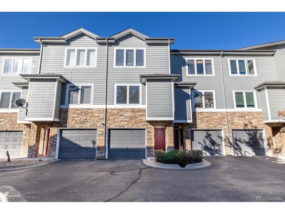 Unit for sale at 2757 W Riverwalk Cir, Littleton, CO 80123