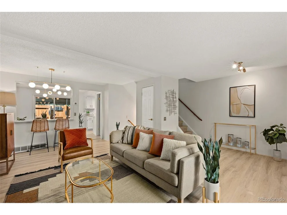 Unit for sale at 7961 W Glasgow Pl, Littleton, CO 80128