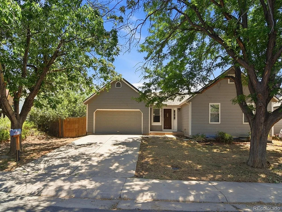 Unit for sale at 16136 E Exposition Dr, Aurora, CO 80017