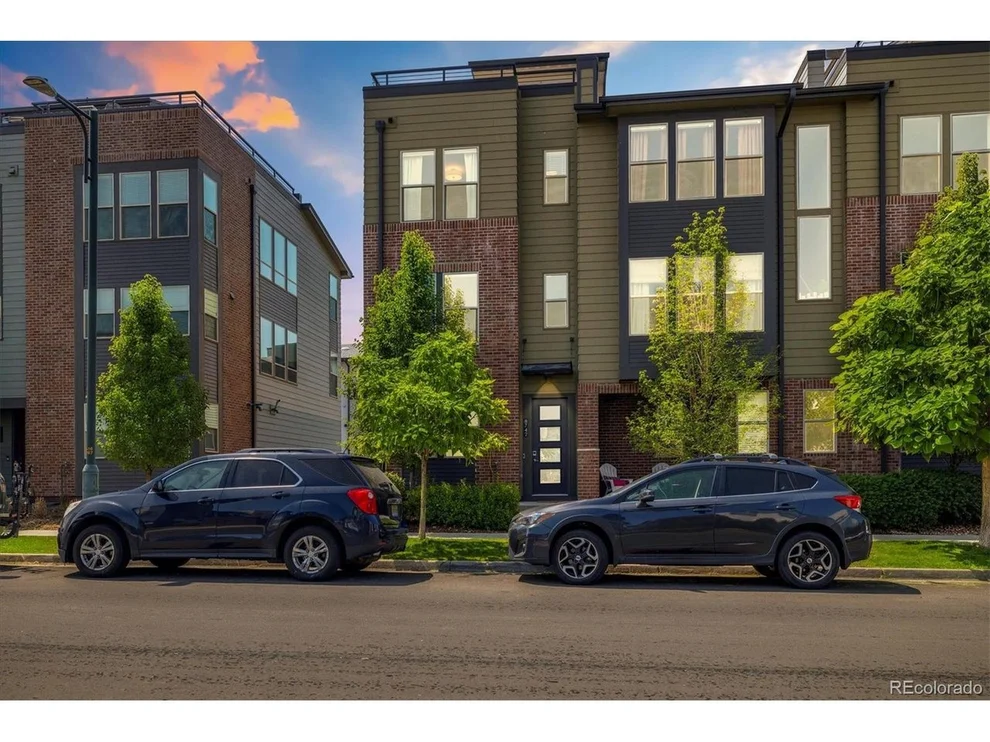 Unit for sale at 8742 E 47th Ave, Denver, CO 80238