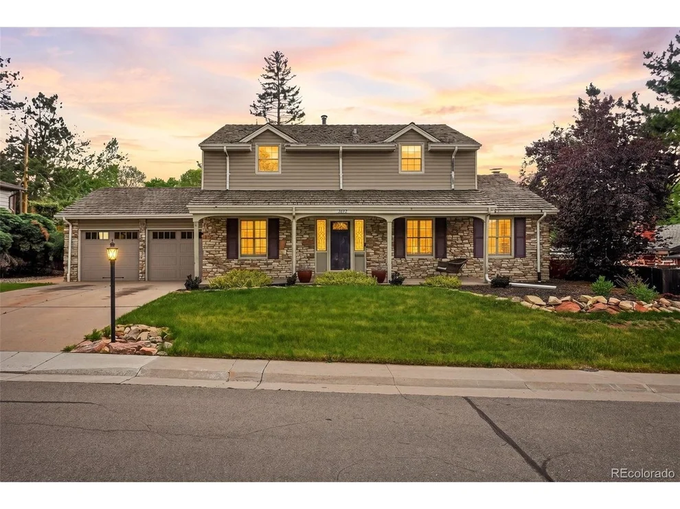 Unit for sale at 3692 E Briarwood Ave, Centennial, CO 80122