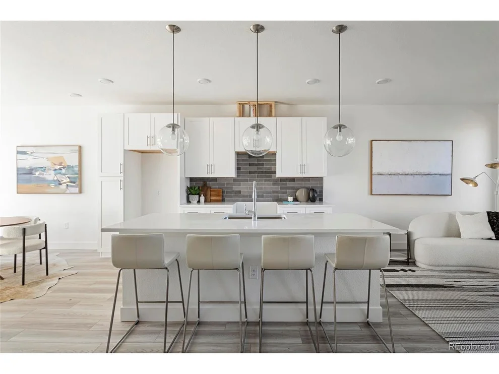 Unit for sale at 8 Oneida Ct, Denver, CO 80230