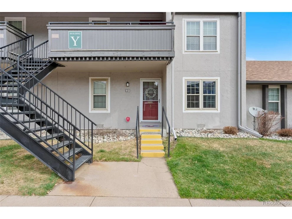 Unit for sale at 2301 E Fremont Ave, Centennial, CO 80122