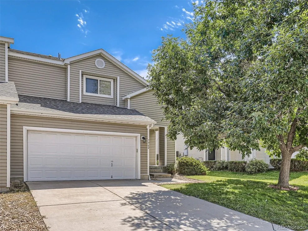 Unit for sale at 7962 S Kalispell Way, Englewood, CO 80112
