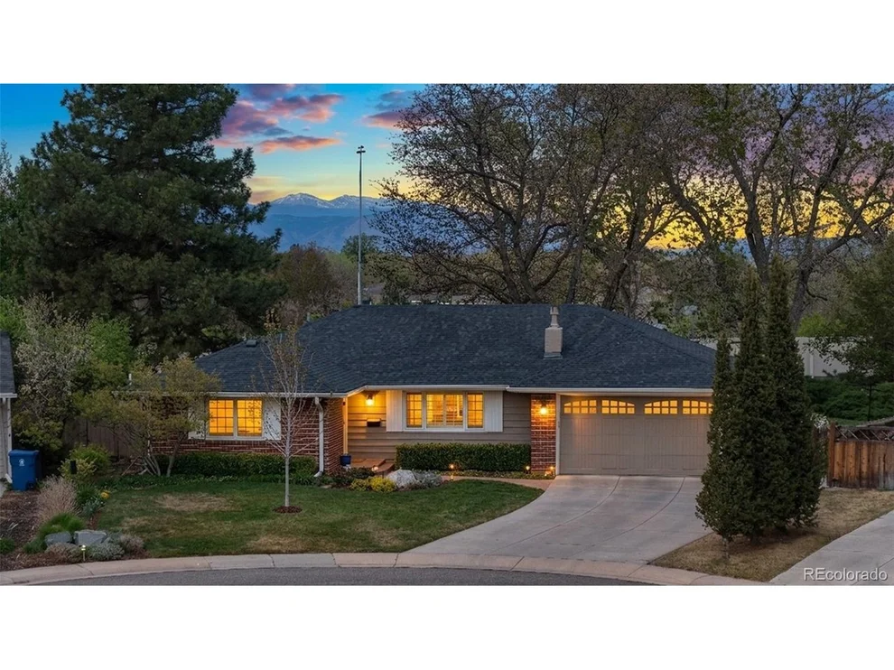 Unit for sale at 3047 S Holly Pl, Denver, CO 80222