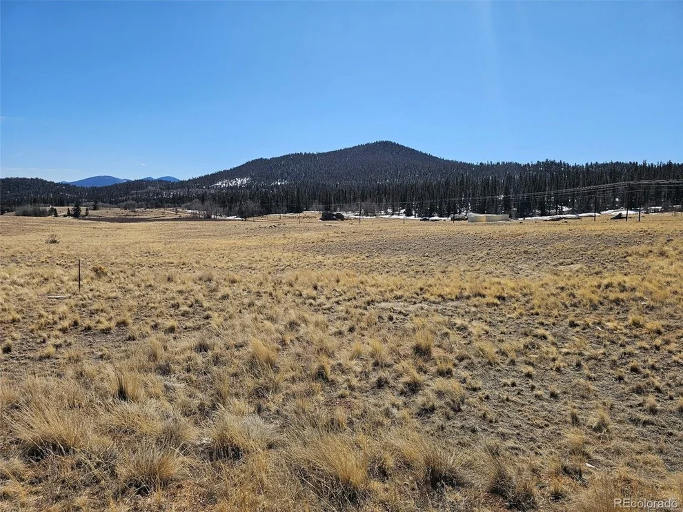 Unit for sale at 1907 Wampum Ln, Jefferson, CO 80456