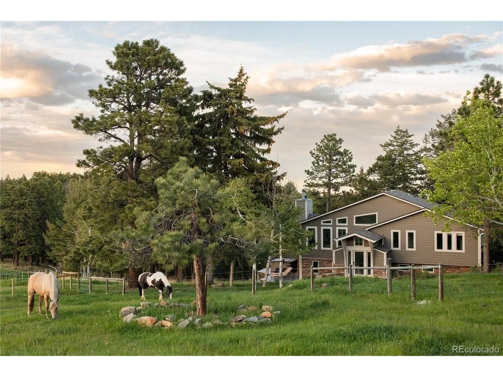 Photo of 5276 Bear Mountain Drive, Evergreen, CO 80439