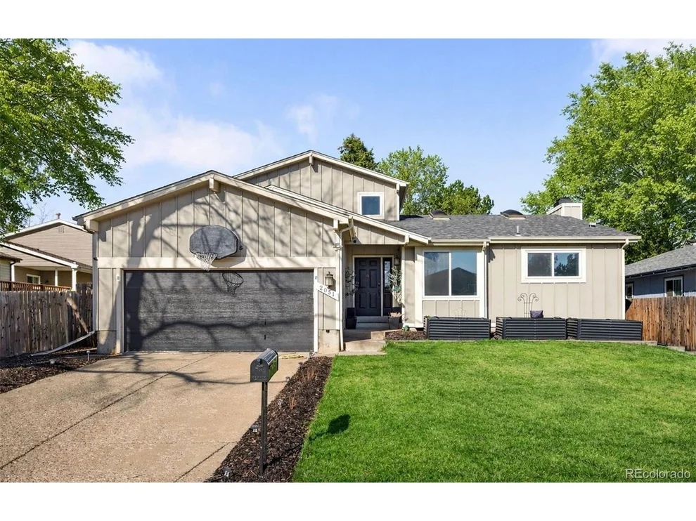 Unit for sale at 2051 S Fairplay St, Aurora, CO 80014