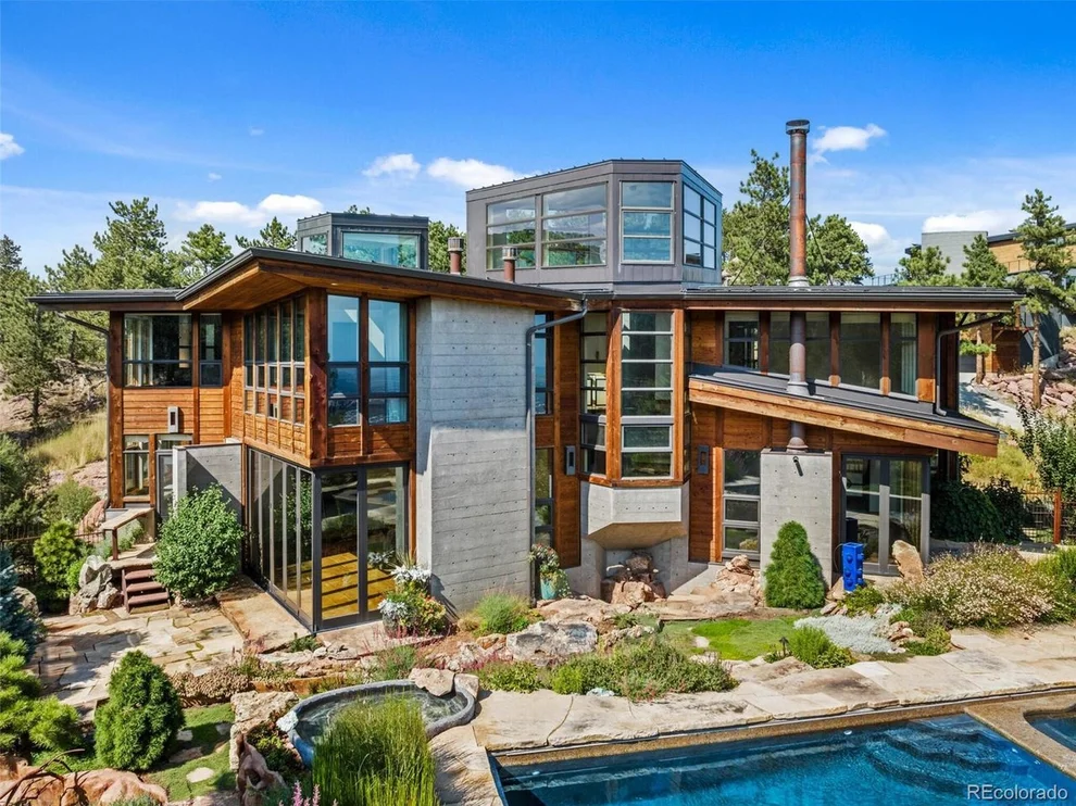 Unit for sale at 807 Timber Ln, Boulder, CO 80304