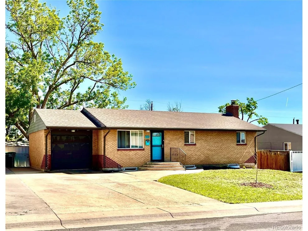 Unit for sale at 961 Cortez St, Denver, CO 80221