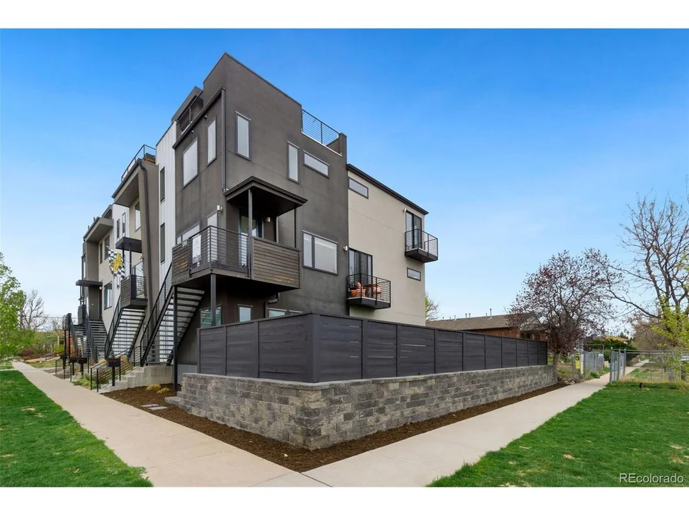 Unit for sale at 3201 W Conejos Pl, Denver, CO 80204