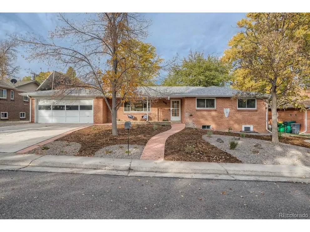 Unit for sale at 671 Cody St, Lakewood, CO 80215
