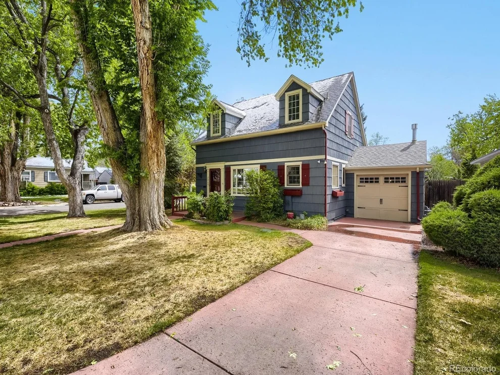 Unit for sale at 2860 S Ogden St, Englewood, CO 80113