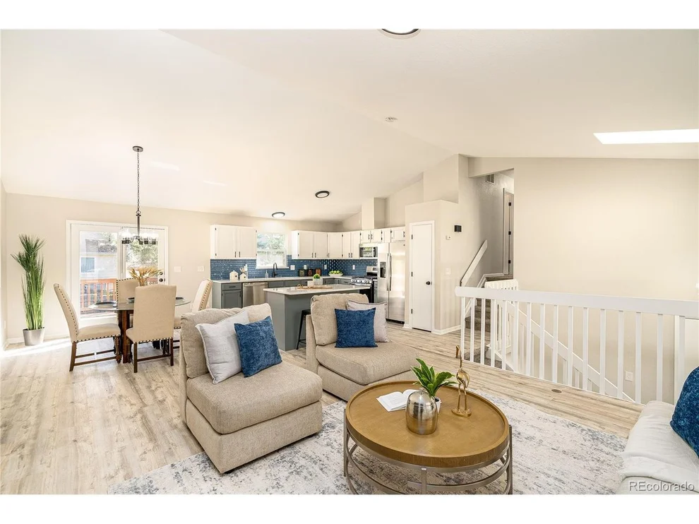 Unit for sale at 12308 W Aqueduct Dr, Littleton, CO 80127